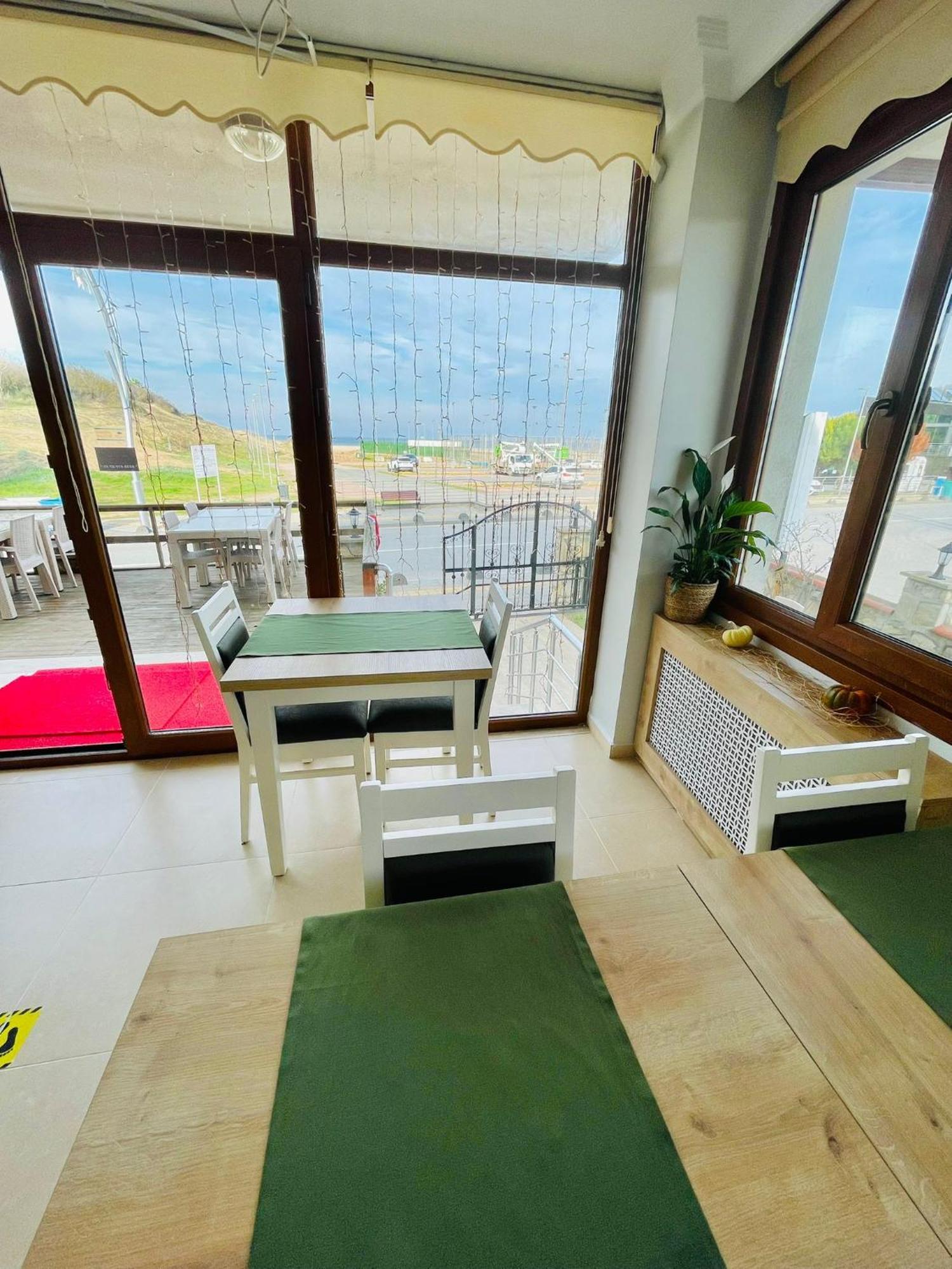 Agva Manolyam Otel Luaran gambar